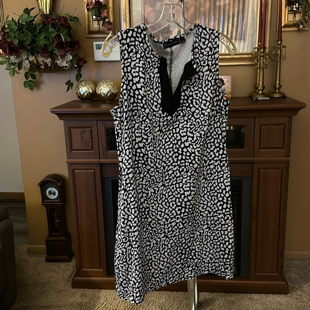 NY & Company black and white dress